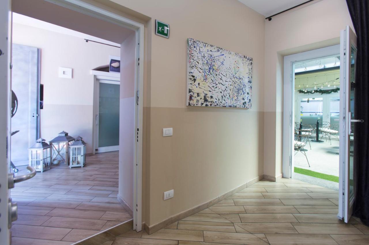 Bhl Boutique Rooms Legnano Exterior photo